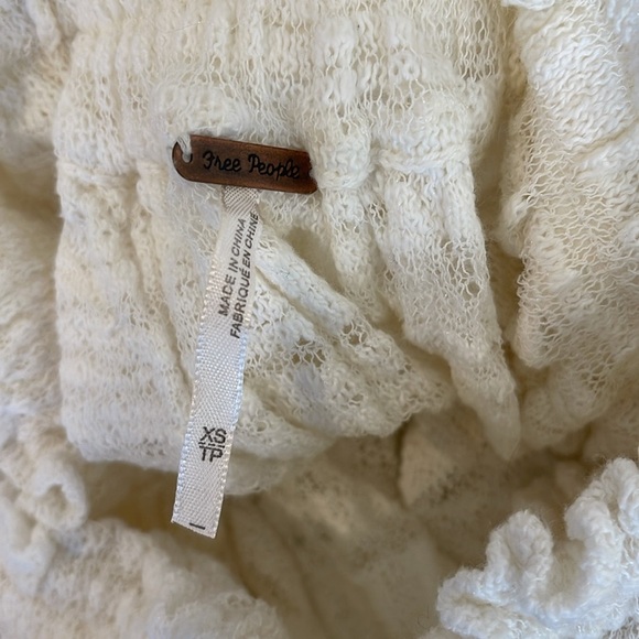 Free People Off the shoulder top - Picture 5 of 5